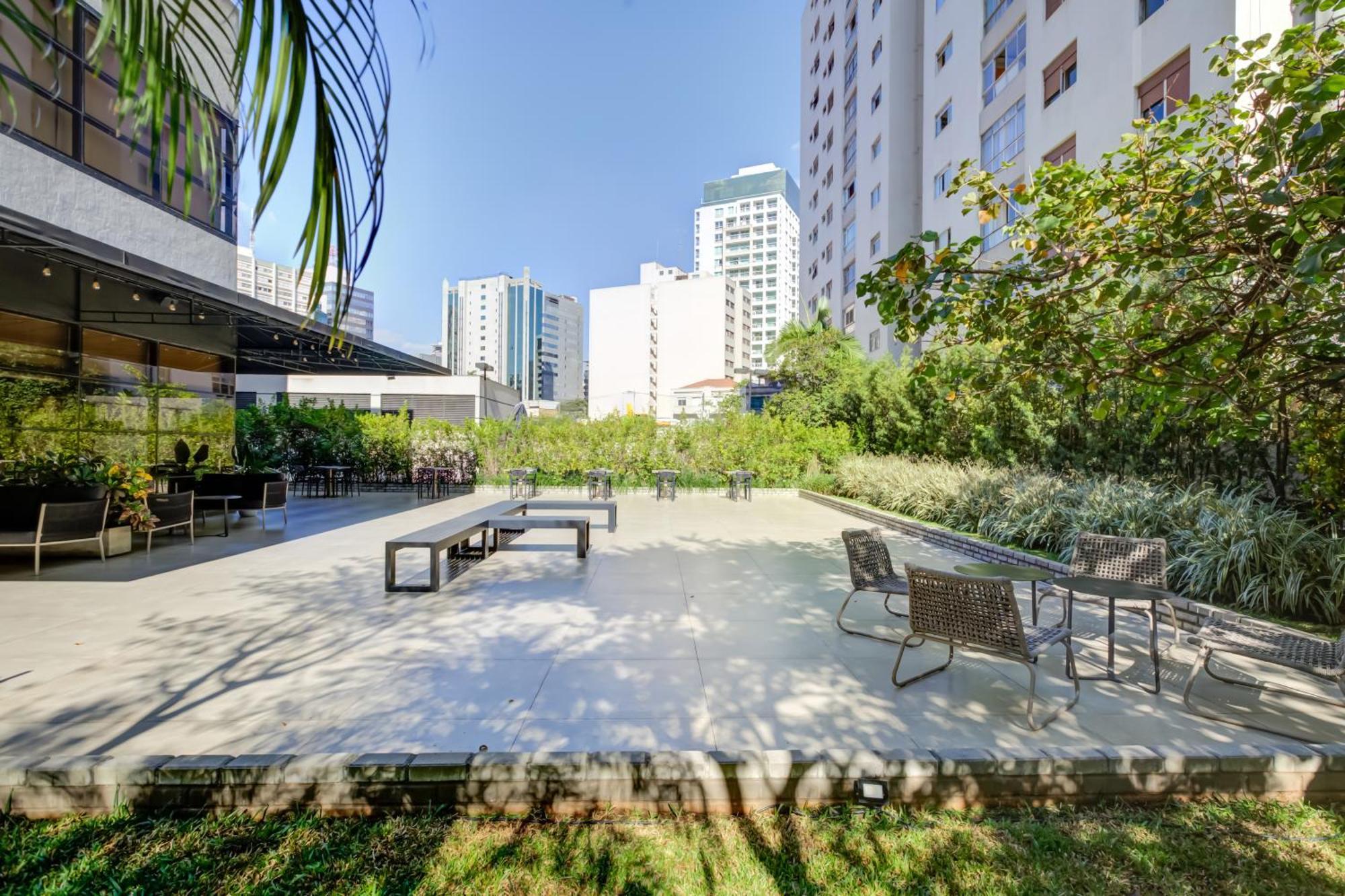 Radisson Sao Paulo Paulista Otel Dış mekan fotoğraf The rooftop garden