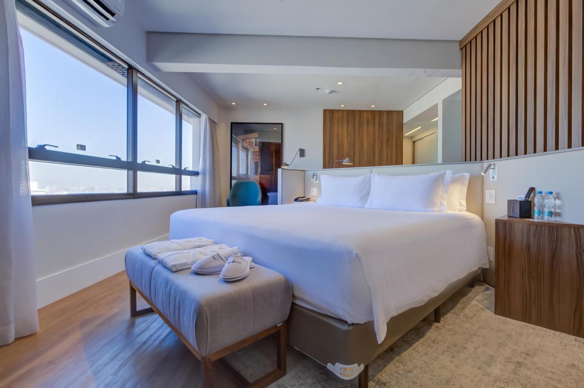 Radisson Sao Paulo Paulista Otel Dış mekan fotoğraf A bedroom at the hotel